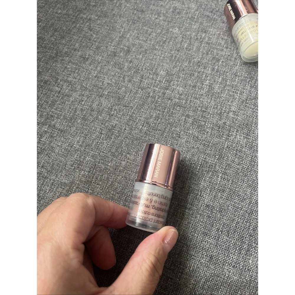 Josie Maran Argan Color Stick Golden Kiss 0..21 oz New Without Box